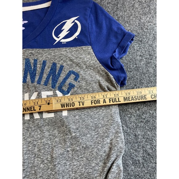 Tampa Bay Lightning Shirt Women’s Maternity Large Touch Alyssa Milano Hockey - Picture 6 of 6